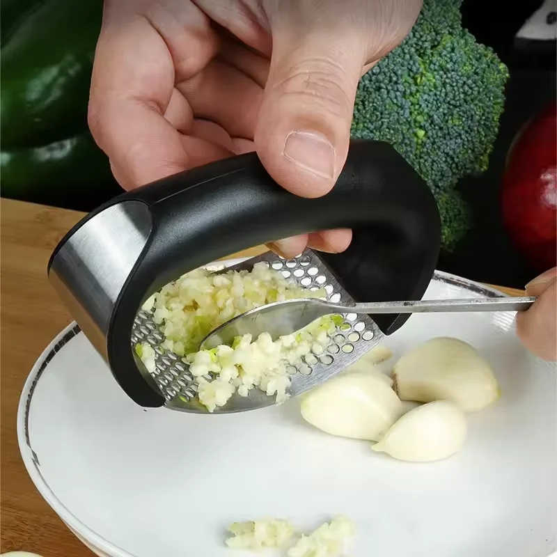 Handheld Press Garlic Crusher  - Kitchen Appliances On Sale 评论和价格